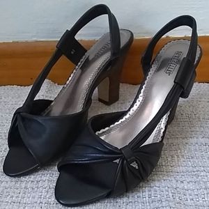 Seychelles Black Heels